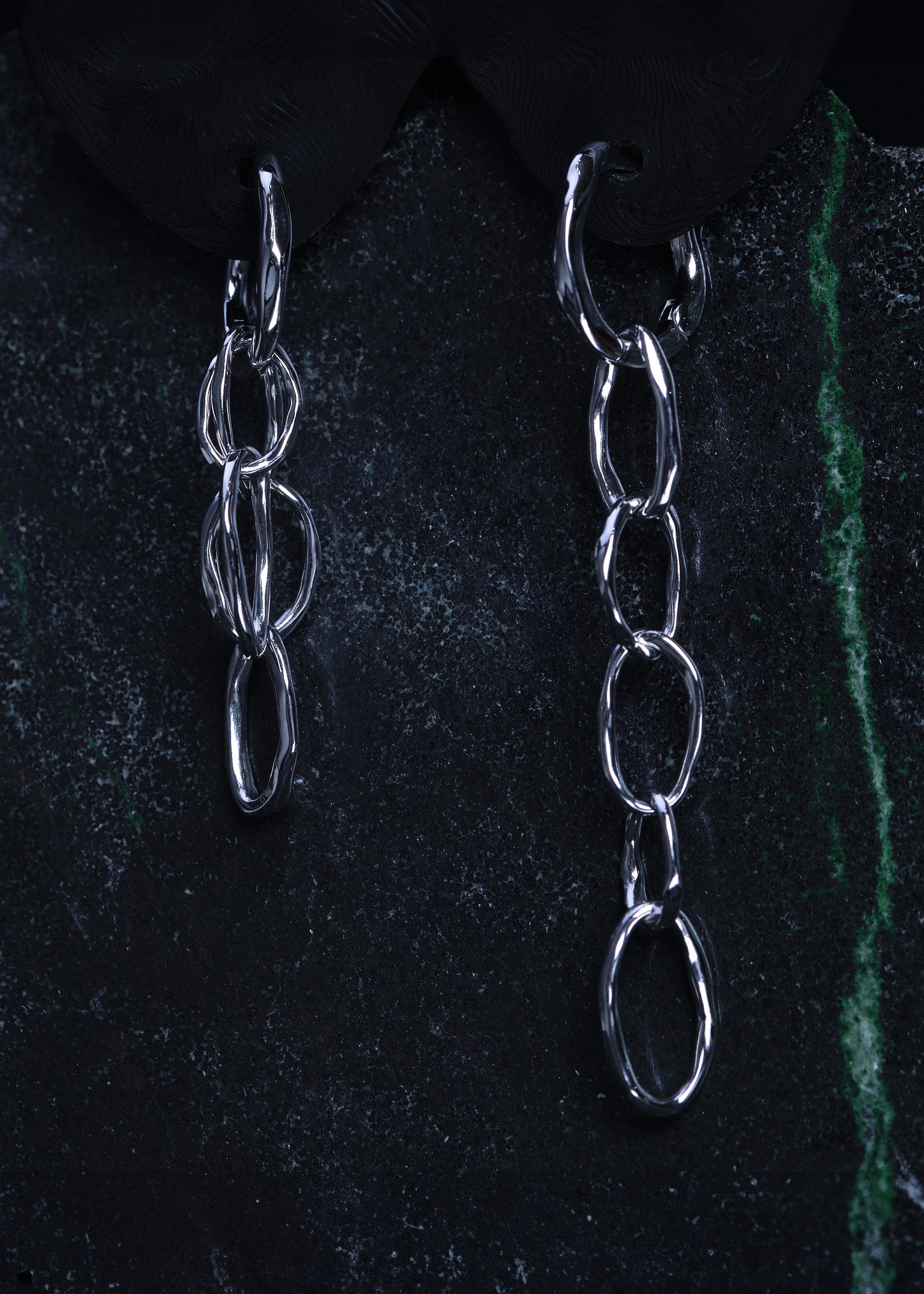 BASE Hoops + 2 CHAIN Pendants