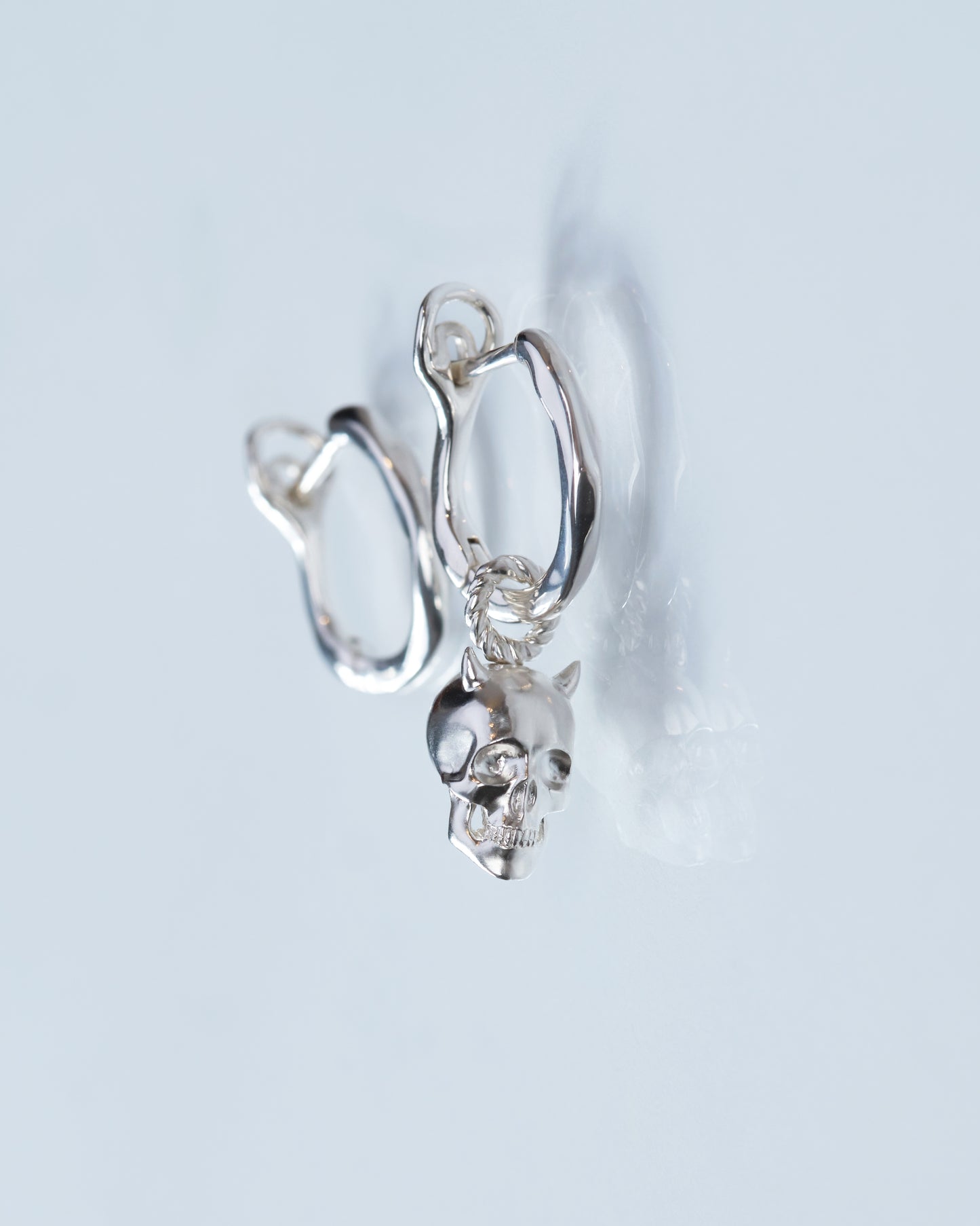 BASE Hoop + SKULL Anhänger