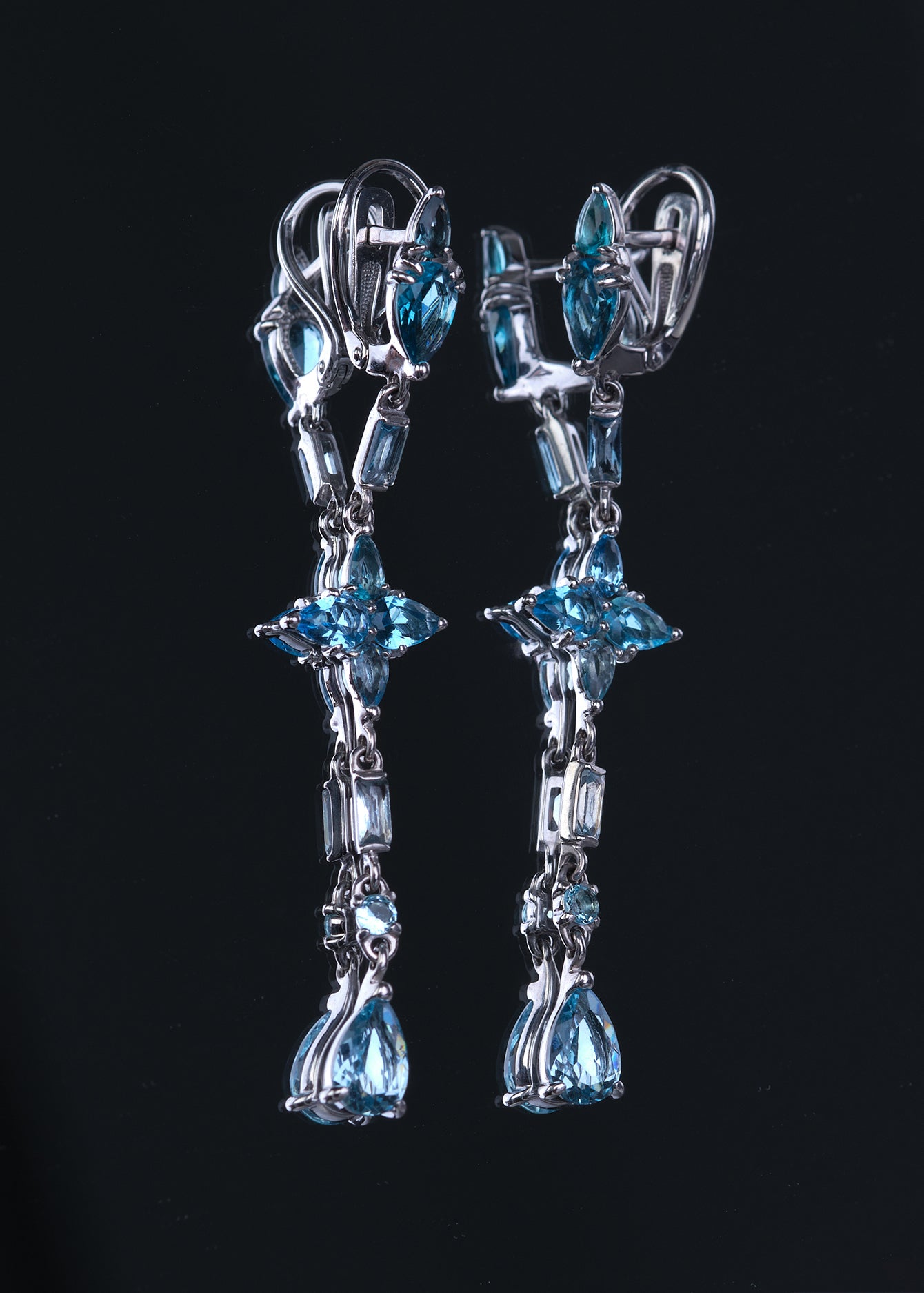 Velesa Peruna DANGLE 027 Blue White
