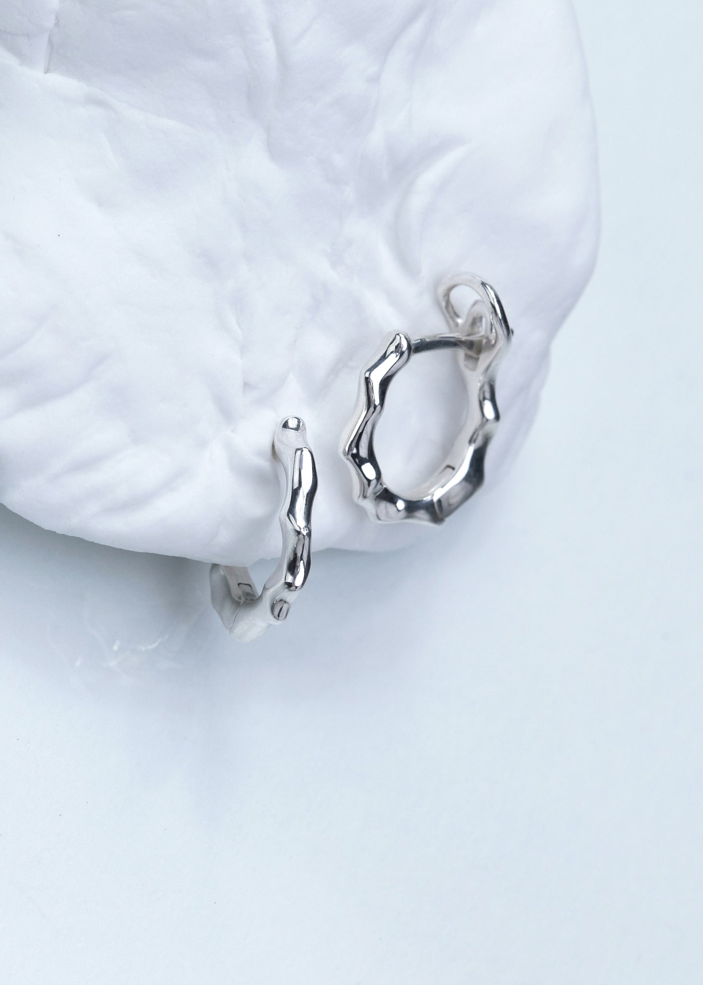 Y2K SPIKY-PICKY SMALL HOOP Ohrring