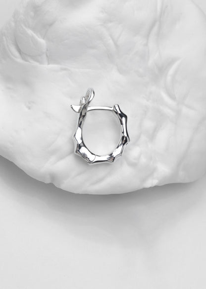 Y2K SPIKY-PICKY SMALL HOOP Ohrring