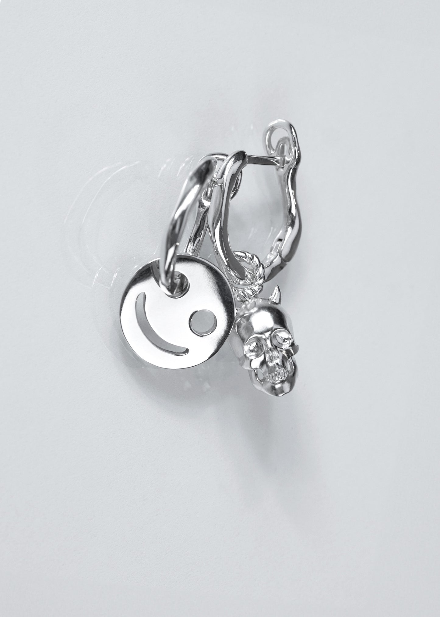 BASE Hoops + SMILE Anhänger + SKULL Anhänger